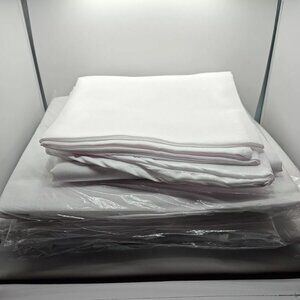 RTLINENS Venue Decoration White Tablecloth 70 in., Reusable,  Polyester 8 Ct.